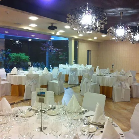 Norat Marina & 4* Superior فندق او غروف