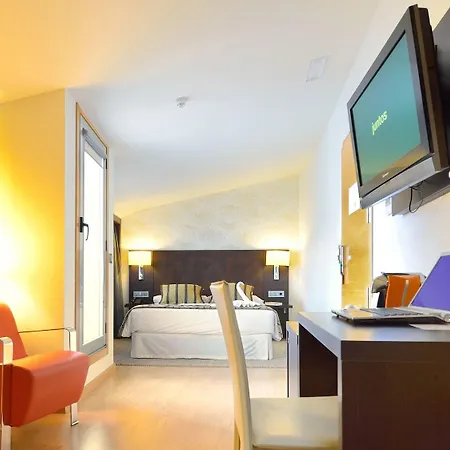 Hotel Norat Marina & 4* Superior