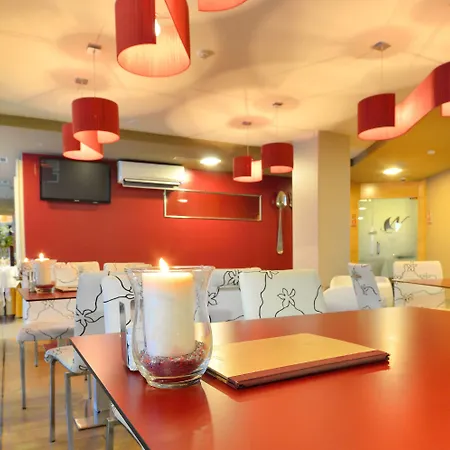 罗拉特码头&spa四星高级酒店 酒店