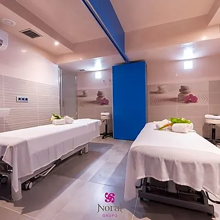 Norat Marina & 4* Superior فندق 4*