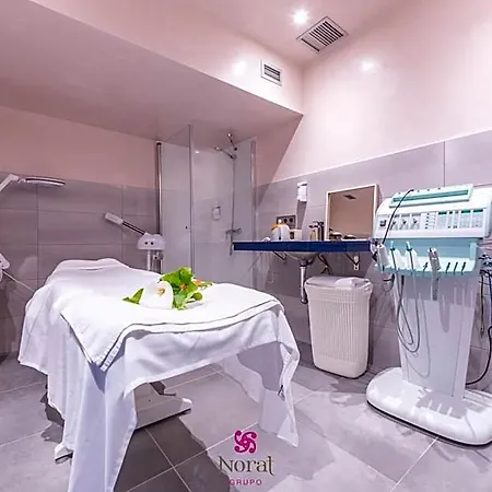 فندق Norat Marina & 4* Superior