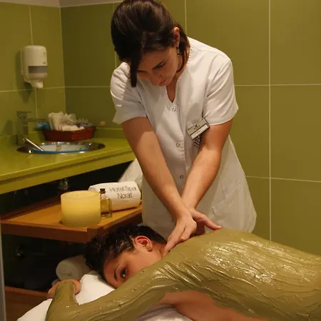 Norat Marina & 4* Superior او غروف